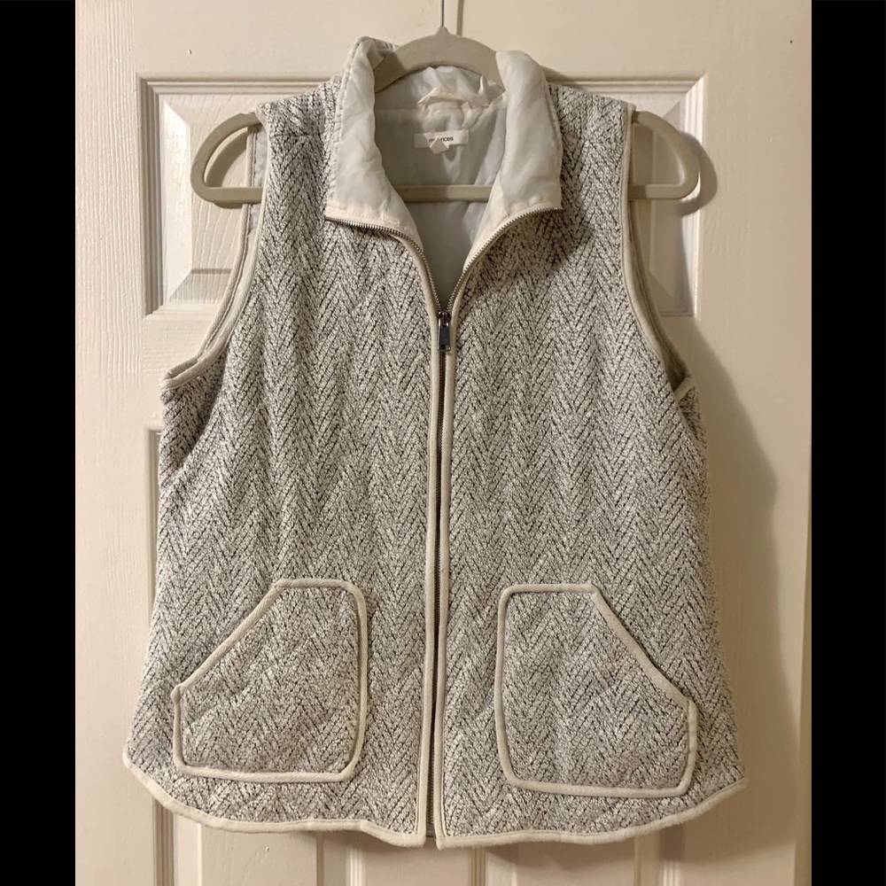 New Maurices vest size large